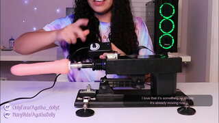 ORGASMO JE CHORROS CON MI MAQUINA SEKSUALNE - AGATHA DOLLY