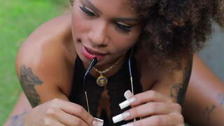 Bunduda gostosa pentru sentou mult pe copil.