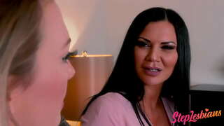 Anzjani Turi Tifla Kif Għandek Sess Lesbjani