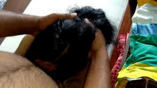 Kibaszott egy játékos lány azonnal Kibaszott egy játékos lány azonnal